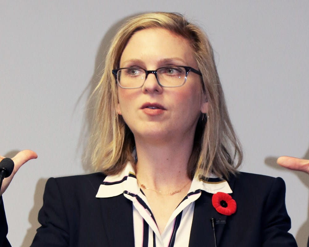 Dr. Larissa Mooney