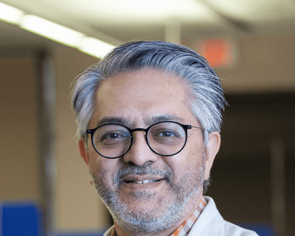 Dr. Peter Selby
